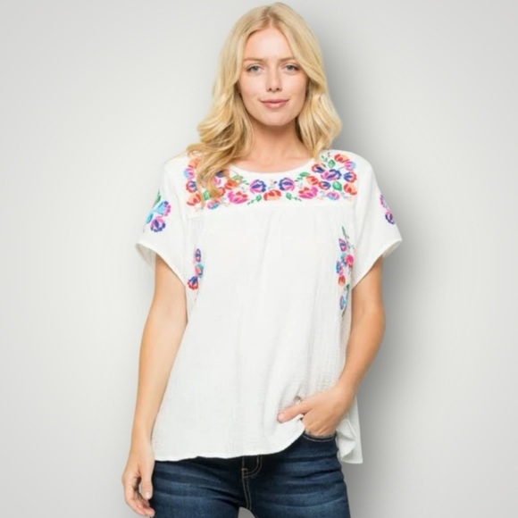 See And Be Seen On the Border Embroidered Top Size Medium - Picture 3 of 13